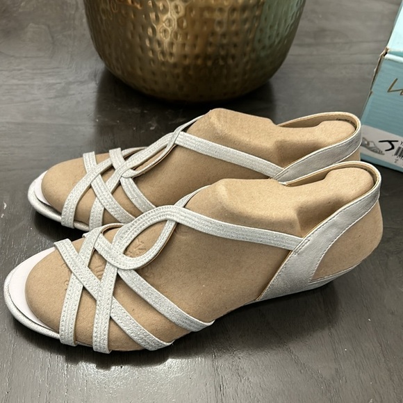 LIFESTRIDE Yaya Strappy Dress Sandals - Picture 6 of 11